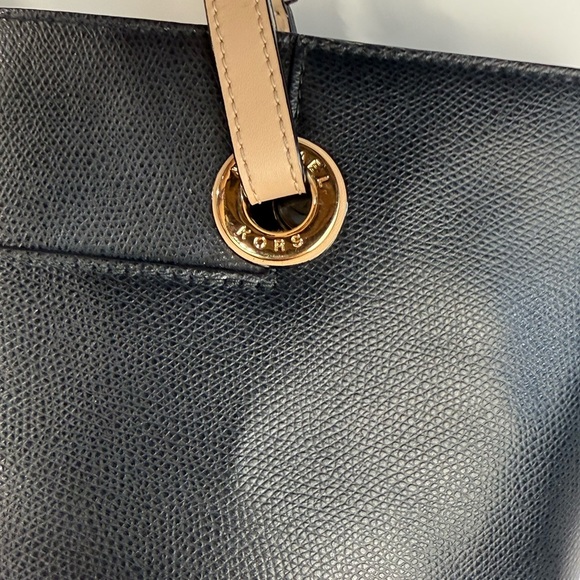 Michael Kors black & tan jetset shoulder tote bag purse. - Picture 13 of 15